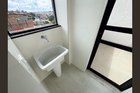 Apartamento à venda com 66m², 2 quartos e 1 vagaÁrea de Serviço