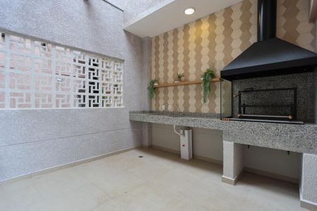 Apartamento à venda com 38m², 2 quartos e 1 vaga Apartamento à venda com 38m², 2 quartos e 1 vagaÁrea comum - Churrasqueira 2