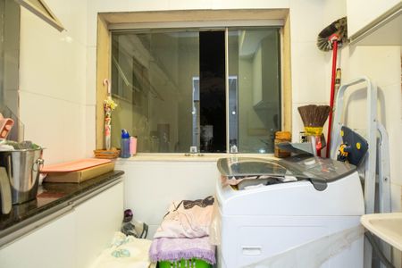 Apartamento à venda com 69m², 3 quartos e 1 vagaÁrea de serviço