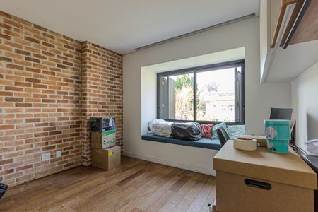Casa de condomínio à venda com 167m², 3 quartos e 2 vagas Casa de condomínio à venda com 167m², 3 quartos e 2 vagasSuíte 2