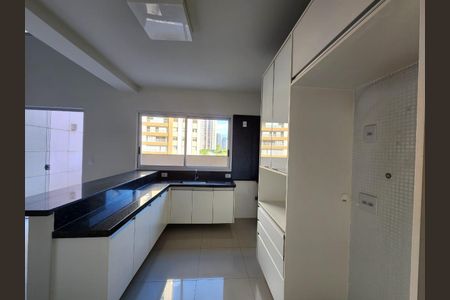 Apartamento à venda com 90m², 1 quarto e 2 vagas Apartamento à venda com 90m², 1 quarto e 2 vagasCozinha