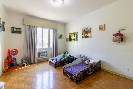 Apartamento à venda com 250m², 2 quartos e 1 vagaQuarto