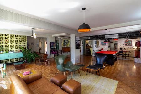 Apartamento à venda com 250m², 2 quartos e 1 vagaSala