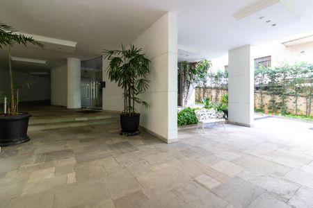 Apartamento à venda com 250m², 2 quartos e 1 vagaÁrea comum - Hall Social (Externo)