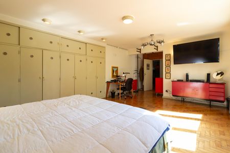 Apartamento à venda com 250m², 2 quartos e 1 vagaSuíte