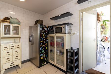 Apartamento à venda com 250m², 2 quartos e 1 vagaCozinha