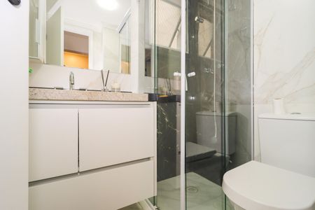 Apartamento para alugar com 98m², 3 quartos e 2 vagas Apartamento para alugar com 98m², 3 quartos e 2 vagasBanheiro