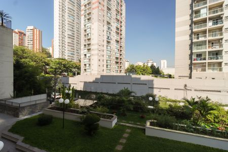 Apartamento para alugar com 98m², 3 quartos e 2 vagas Apartamento para alugar com 98m², 3 quartos e 2 vagasVista da Varanda da Sala