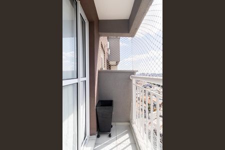 Apartamento à venda com 48m², 2 quartos e 1 vaga Apartamento à venda com 48m², 2 quartos e 1 vagaVaranda Sala