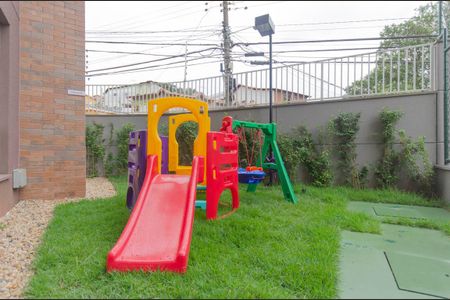 Apartamento à venda com 48m², 2 quartos e 1 vaga Apartamento à venda com 48m², 2 quartos e 1 vagaÁrea Comum - Playground