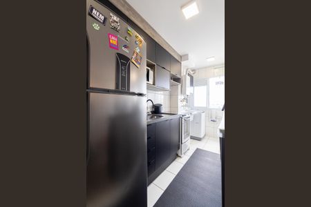 Apartamento à venda com 48m², 2 quartos e 1 vaga Apartamento à venda com 48m², 2 quartos e 1 vagaCozinha e Área de Serviço