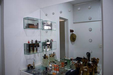 Apartamento à venda com 181m², 4 quartos e 2 vagasQuarto de Serviço