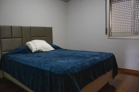 Apartamento à venda com 181m², 4 quartos e 2 vagasQuarto 3