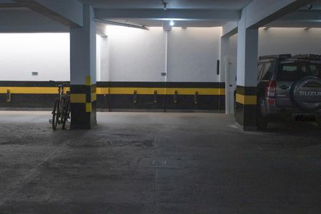 Apartamento à venda com 181m², 4 quartos e 2 vagasGaragem