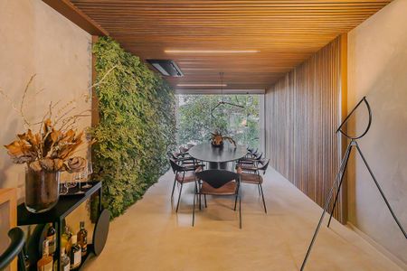 Apartamento à venda com 185m², 2 quartos e 2 vagasSala