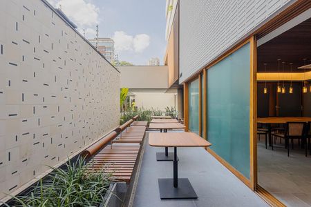 Apartamento à venda com 185m², 2 quartos e 2 vagasChurrasqueira