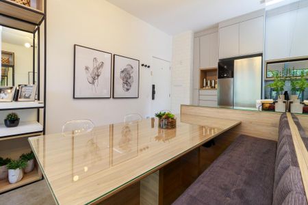 Apartamento à venda com 71m², 2 quartos e 1 vagaSala