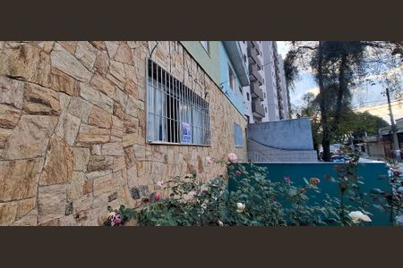 Casa à venda com 203m², 3 quartos e 2 vagas Casa à venda com 203m², 3 quartos e 2 vagasFachada Casa