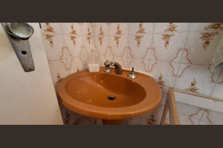 Casa à venda com 203m², 3 quartos e 2 vagas Casa à venda com 203m², 3 quartos e 2 vagasBanheiro 3