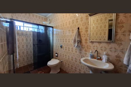 Casa à venda com 203m², 3 quartos e 2 vagas Casa à venda com 203m², 3 quartos e 2 vagasBanheiro da Suíte