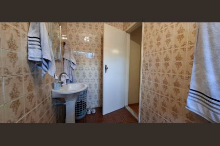 Casa à venda com 203m², 3 quartos e 2 vagas Casa à venda com 203m², 3 quartos e 2 vagasBanheiro da Suíte