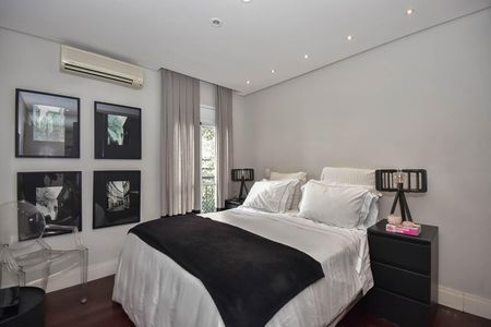 Apartamento à venda com 129m², 3 quartos e 3 vagas Apartamento à venda com 129m², 3 quartos e 3 vagasSuíte 3