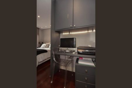 Apartamento à venda com 129m², 3 quartos e 3 vagas Apartamento à venda com 129m², 3 quartos e 3 vagasDetalhe da Suíte 3