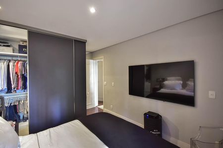 Apartamento à venda com 129m², 3 quartos e 3 vagas Apartamento à venda com 129m², 3 quartos e 3 vagasSuíte 3