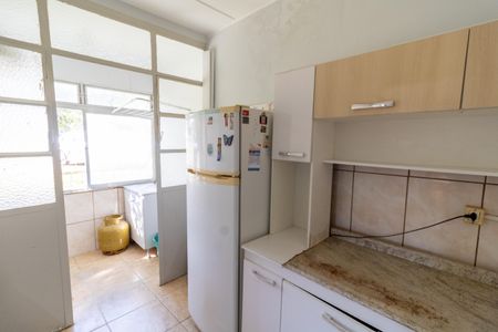 Apartamento à venda com 52m², 2 quartos e sem vaga Apartamento à venda com 52m², 2 quartos e sem vagaCozinha e Área de Serviço