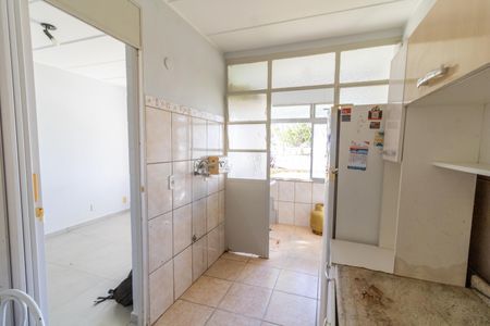 Apartamento à venda com 52m², 2 quartos e sem vaga Apartamento à venda com 52m², 2 quartos e sem vagaCozinha e Área de Serviço