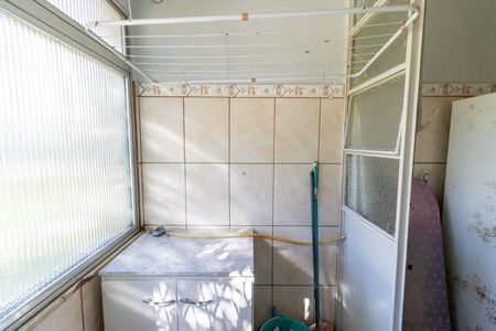 Apartamento à venda com 52m², 2 quartos e sem vaga Apartamento à venda com 52m², 2 quartos e sem vagaCozinha e Área de Serviço