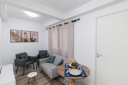 Sala/Cozinha/Área de Serviço  de apartamento à venda com 2 quartos, 34m² em Vila Ré, São Paulo