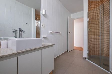 Apartamento à venda com 167m², 3 quartos e 2 vagasBanheiro