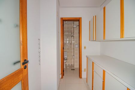 Apartamento para alugar com 139m², 3 quartos e 2 vagas Apartamento para alugar com 139m², 3 quartos e 2 vagasDependência