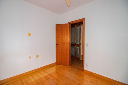 Apartamento para alugar com 139m², 3 quartos e 2 vagas Apartamento para alugar com 139m², 3 quartos e 2 vagasQuarto 2