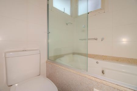 Apartamento para alugar com 139m², 3 quartos e 2 vagas Apartamento para alugar com 139m², 3 quartos e 2 vagasBanheiro da Suíte