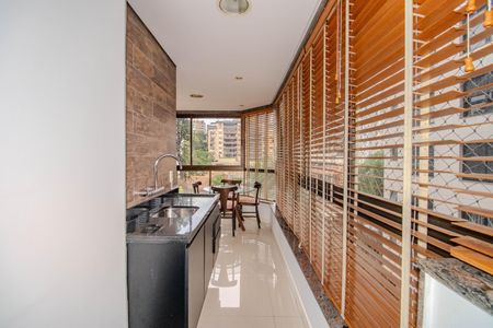 Apartamento para alugar com 139m², 3 quartos e 2 vagas Apartamento para alugar com 139m², 3 quartos e 2 vagasVaranda da Sala