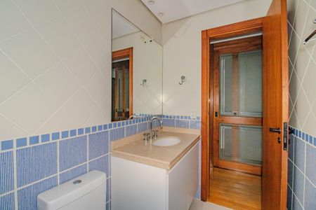 Apartamento para alugar com 139m², 3 quartos e 2 vagas Apartamento para alugar com 139m², 3 quartos e 2 vagasBanheiro Social