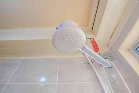 Apartamento à venda com 56m², 2 quartos e 1 vaga Apartamento à venda com 56m², 2 quartos e 1 vagaBanheiro