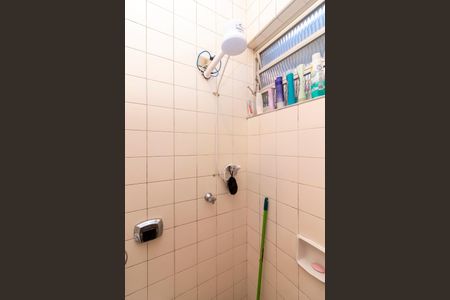 Casa à venda com 370m², 7 quartos e 4 vagas Casa à venda com 370m², 7 quartos e 4 vagasBanheiro de Serviço