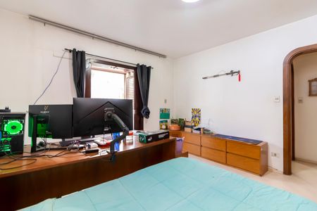 Casa à venda com 370m², 7 quartos e 4 vagas Casa à venda com 370m², 7 quartos e 4 vagasSuíte