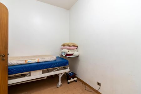 Casa à venda com 370m², 7 quartos e 4 vagas Casa à venda com 370m², 7 quartos e 4 vagasQuarto de Serviço