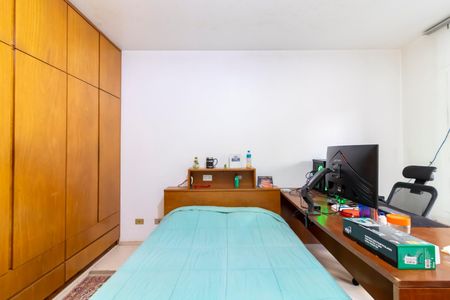 Casa à venda com 370m², 7 quartos e 4 vagas Casa à venda com 370m², 7 quartos e 4 vagasSuíte