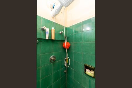 Casa à venda com 370m², 7 quartos e 4 vagas Casa à venda com 370m², 7 quartos e 4 vagasBanheiro 2