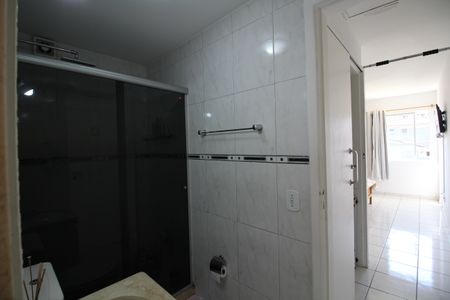 Casa de condomínio à venda com 120m², 4 quartos e 2 vagasQuarto 3 - Banheiro