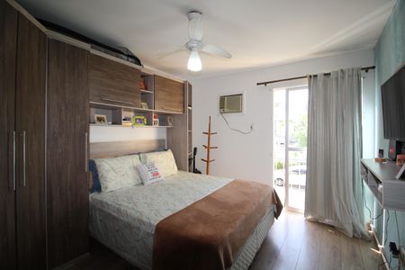 Casa de condomínio à venda com 120m², 4 quartos e 2 vagasQuarto 1