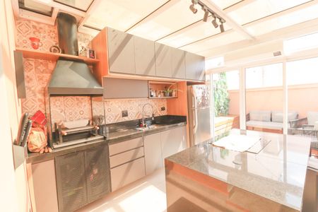 Apartamento à venda com 110m², 2 quartos e 2 vagas Apartamento à venda com 110m², 2 quartos e 2 vagasCozinha