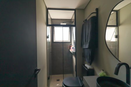Apartamento à venda com 110m², 2 quartos e 2 vagas Apartamento à venda com 110m², 2 quartos e 2 vagasBanheiro/Suíte