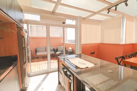 Apartamento à venda com 110m², 2 quartos e 2 vagas Apartamento à venda com 110m², 2 quartos e 2 vagasCozinha