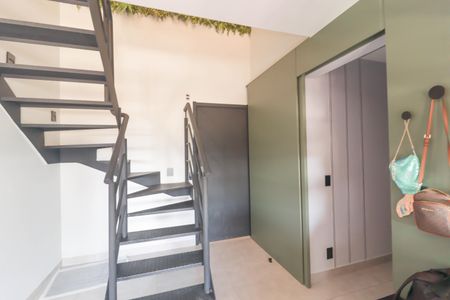 Apartamento à venda com 110m², 2 quartos e 2 vagas Apartamento à venda com 110m², 2 quartos e 2 vagasSala